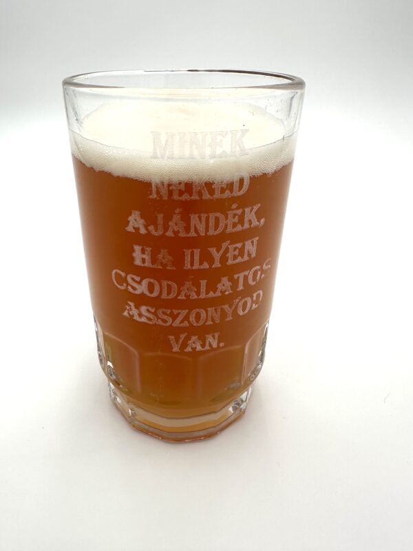 Személyre szabott, gravírozott söröskorsó – 550 ml