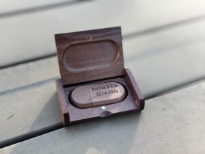 Stick USB din Lemn - Personalizat - 16 gb / 64 gb